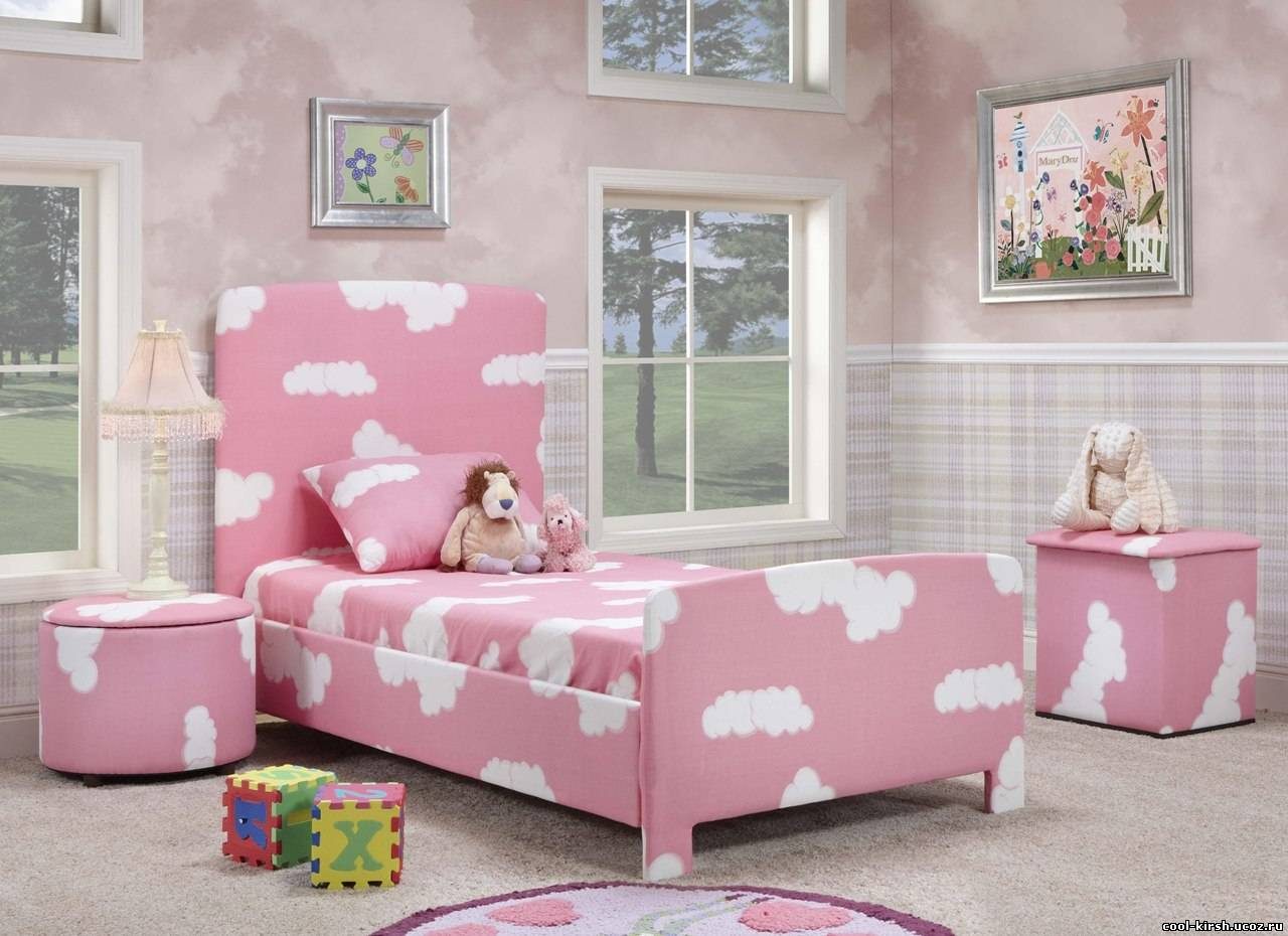 Habitación para niñas en tonos rosas